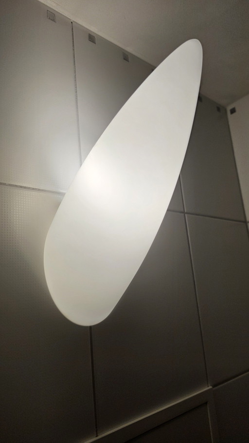 Lampada da parete Flos Lucie Fair di Philippe Starck