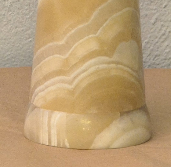 Image 1 of Pied de lampe en onyx