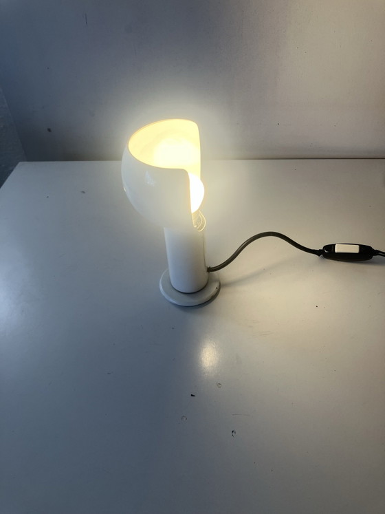 Miniflash Lampe Joe Colombo Oluce – Tischlampen, Metall (photo 11 of 15)