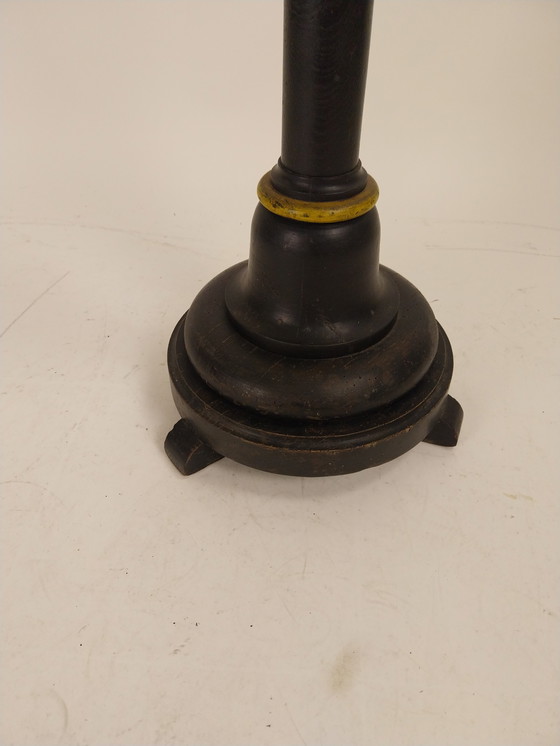 Image 1 of 1 x großer Kerzenständer aus Holz, schwarz mit goldenen Akzenten, 1970er Jahre