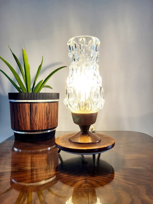 Vintage Tischlampe Stativ aus den sechziger Jahren mit Glas Lampenschirm