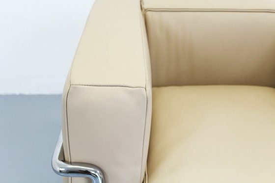 Image 1 of Lc2 Chair Le Corbusier Beige Leather Cassina, Charlotte Perriand Seats