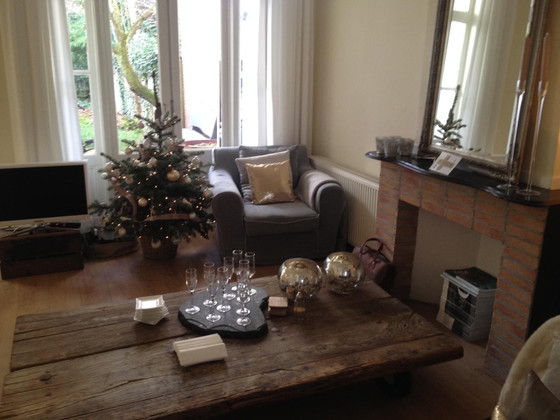 Jahrhundertealter Templer Couchtisch – Couchtische, Wood, Metal (photo 5 of 5)