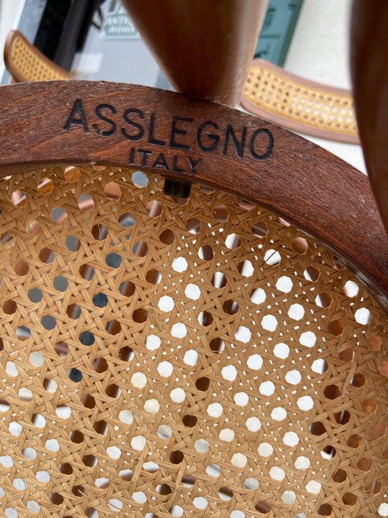 Juego de 3 sillas de madera curvada y mimbre, estilo Thonet italiano de mediados de siglo. – Asslegno (photo 8 of 8)