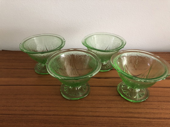 Image 1 of 4x oude vintage annagroen uranium glas ijscoupes
