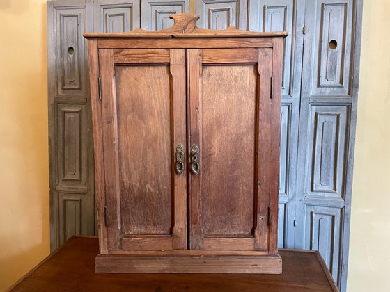 Image 1 of Hangkastje Keukenkastje Toiletkastje Frans