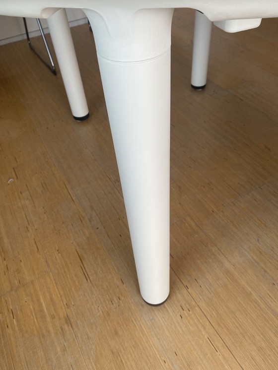 Image 1 of German extendable dining table model 720 Dieter Rams vintage