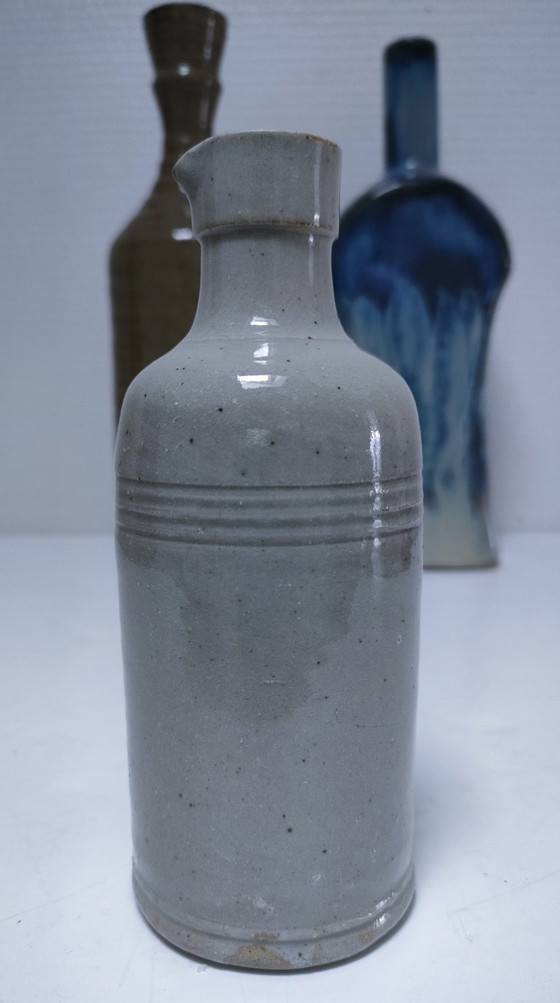 Image 1 of tre vasi vintage in ceramica a forma di bocciolo