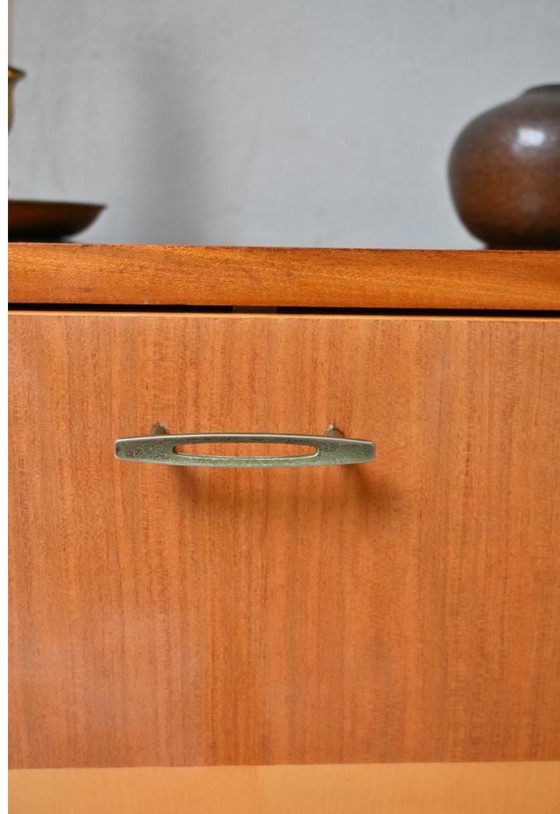 Image 1 of Ensemble de tables de chevet vintage des années 1950