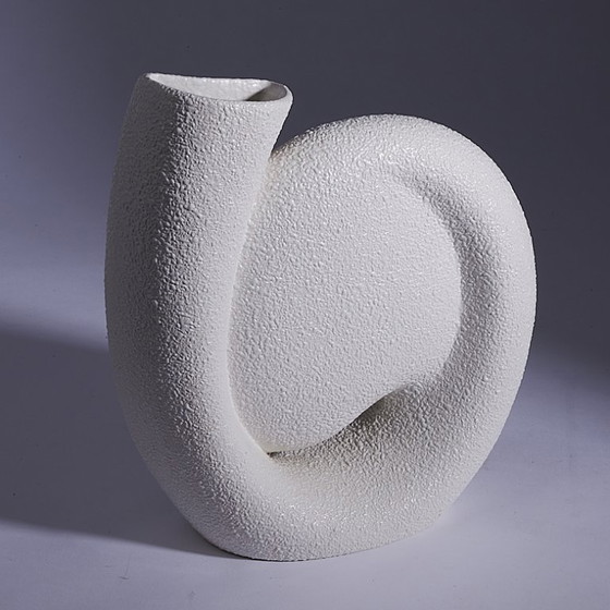 Image 1 of Vaso scultoreo di Roberto Rigon per Bertoncello - Metà secolo