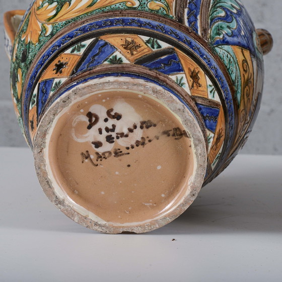 Pair of Mid-20th Century Deruta Vases – Ceramic, Vintage (photo 18 of 19)