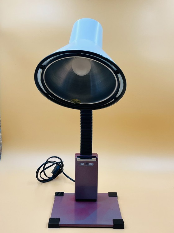 Image 1 of Duo de Lampes de bureau post-moderne « ONE STAND » – années 1980