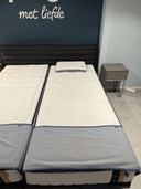 1 x Auping Elite I ferme 90*210cm + 1 x Elite I moyen 90*210cm