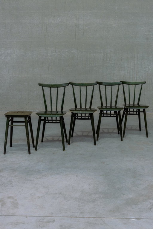 Set di 4 sedie da pranzo Ercol degli anni '60 + 1 sgabello