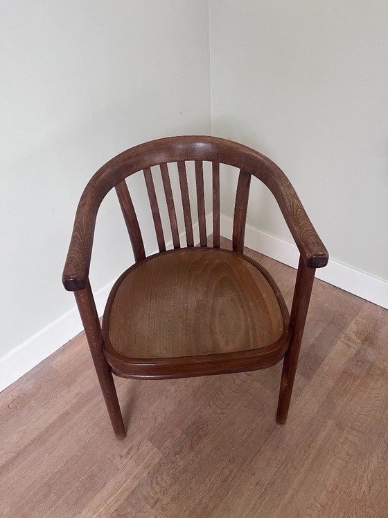 Image 1 of Windsor Captain's Chair - Set Van 2