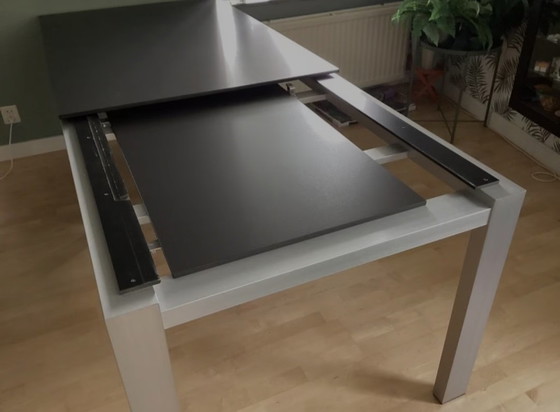 Image 1 of Table de salle à manger Presto de Bree's New World Design