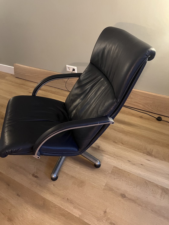 Image 1 of Artifort f190