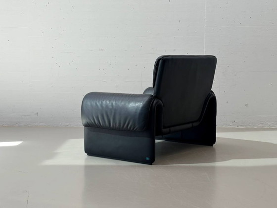 Image 1 of Zwarte leren fauteuil DS-2011 van De Sede, Zwitserland, jaren 80.