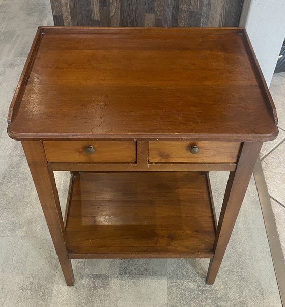 Image 1 of Table d’appoint 2 tiroirs merisier 1950