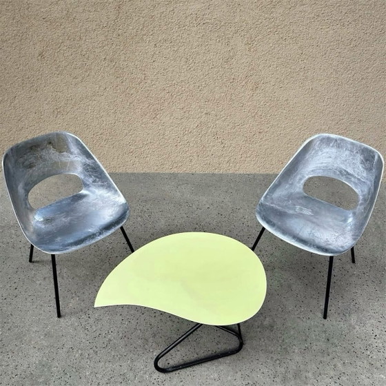 Mesa de centro modernista de forma libre, 1950, Mesas auxiliares, Metal, Amarillo (foto 6 de 6)