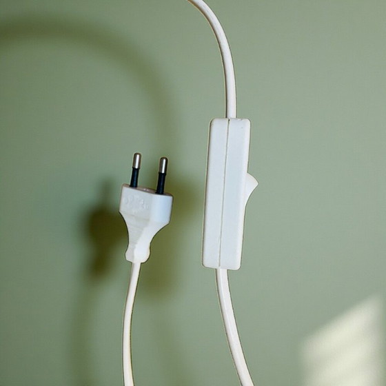 Image 1 of Lámpara de sobremesa italiana modernista de acrílico blanco Vela de Samuel Parker