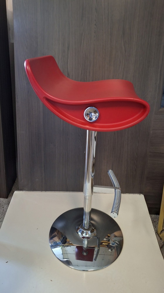3 Italiaanse Design Barkrukken Arter & Citton – Rood – Verstelbaar – Arter&Citton, Chrome (photo 4 of 6)