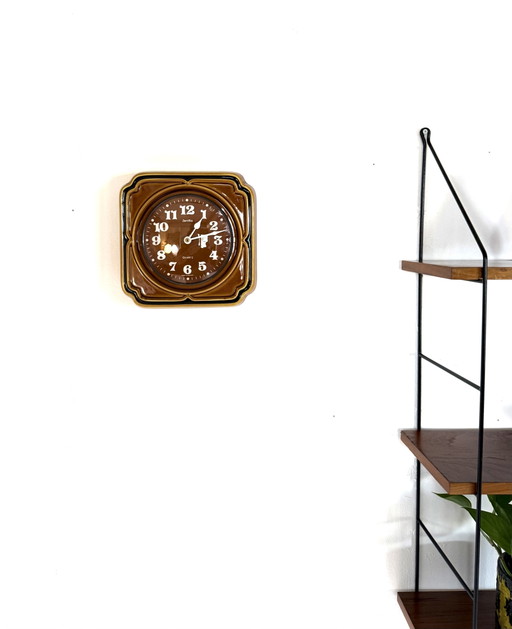 Reloj de pared Zentra de cerámica vintage de los años 70.