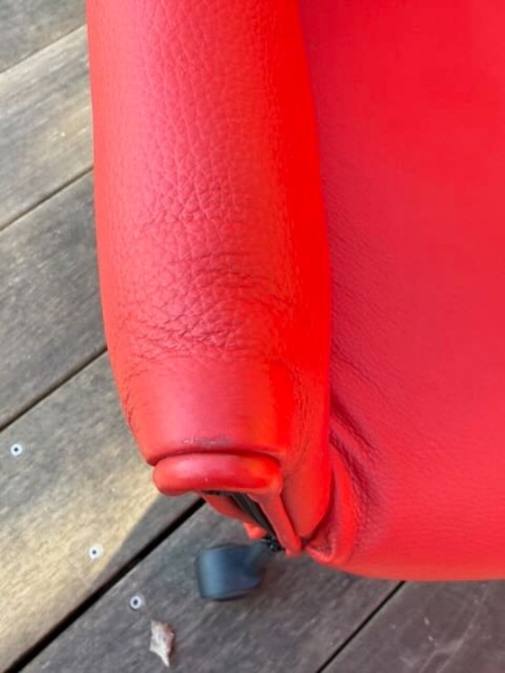 Image 1 of 4 x Monitis Chaplin Refurbished Red