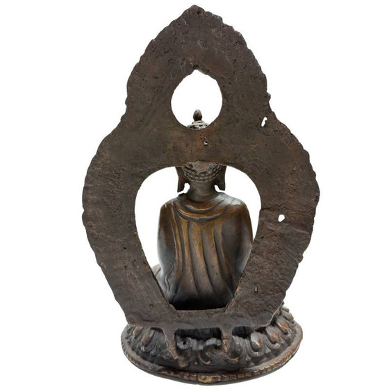 Set of 2 19th-century bronze Buddhas with traces of 24-carat gold – lot 462 – Sculpture (photo 10 of 29)