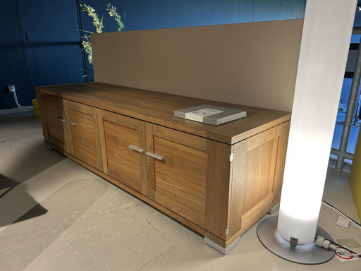 Van Gaasbeek & Van Tiell Buffet Cross