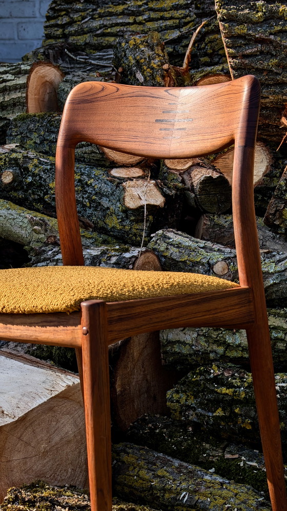 Image 1 of Johannes Andersen - Set of 4 Danish Teak Vintage Chairs - Produced by Uldum Møbelfabrik