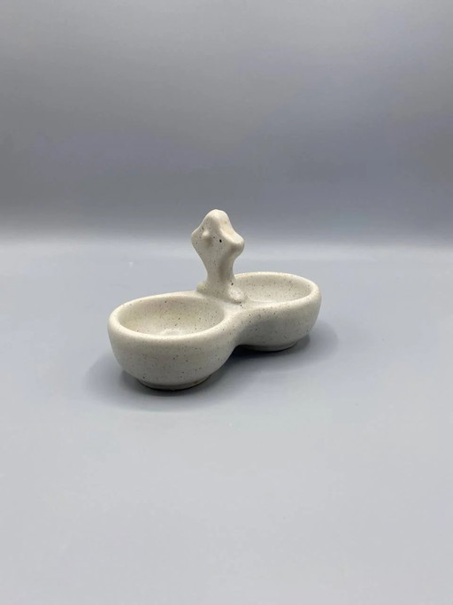 Saliera e pepiera doppie, in gres maculato, con manico a fungo e iscrizione in corsivo marrone. – servies (photo 2 of 4)