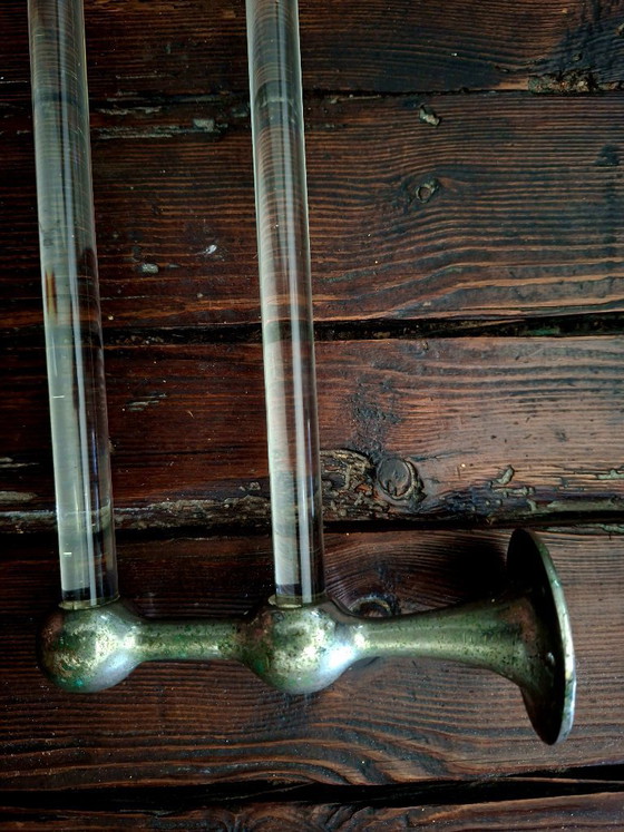 Image 1 of Portasciugamani doppio vintage in vetro massiccio e ottone – originale bagno retrò – Funzionale e decorativo