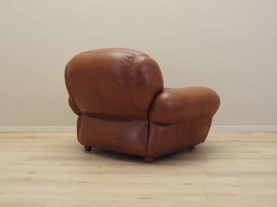 Image 1 of Bruine fauteuil, Italiaans design, jaren 70, productie: Italië