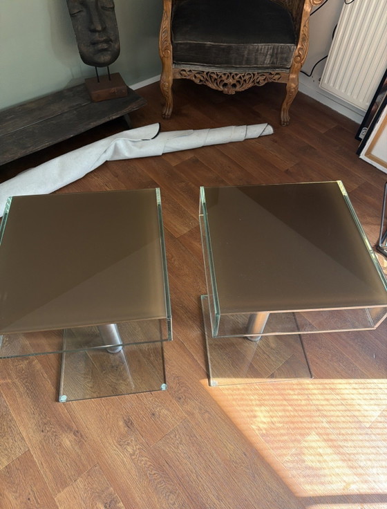 Dos mesitas auxiliares Helderr – Mesas auxiliares, Glass, Metal (photo 2 of 5)