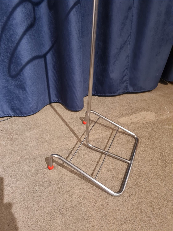 Image 1 of Dumb Servant, Prague Functionalism