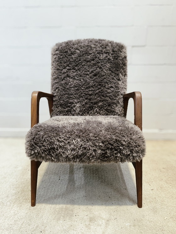 Image 1 of Deens design fauteuil in teddy bekleding 
