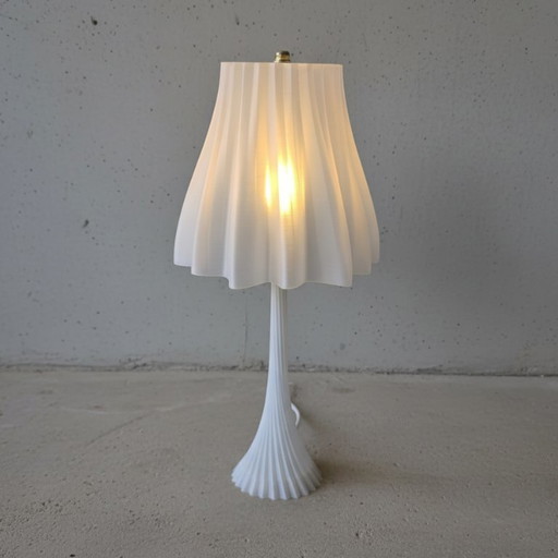 Lámpara de mesa escultural blanca de 55 cm