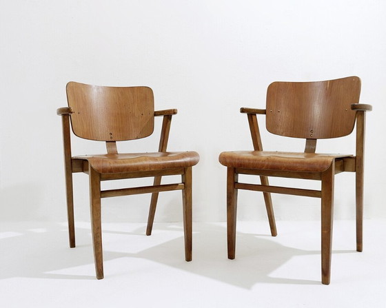 Image 1 of Par de sillas de madera contrachapada estilo Ilmari Tapiovaara