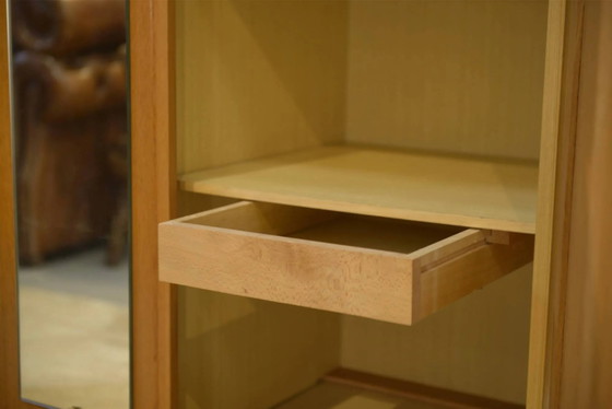 Eichen-Kleiderschrank mit Saint-Gobain Spiegel aus den 1960er Jahren. – Kleiderschränke, Holz, Vintage (photo 2 of 11)
