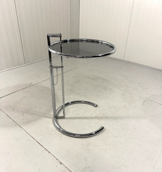 Eileen Gray Tavolino regolabile E1027 Vereinigte Werkstätten – Vereinigte Werkstatten, Tavolini, Chrome (photo 13 of 16)