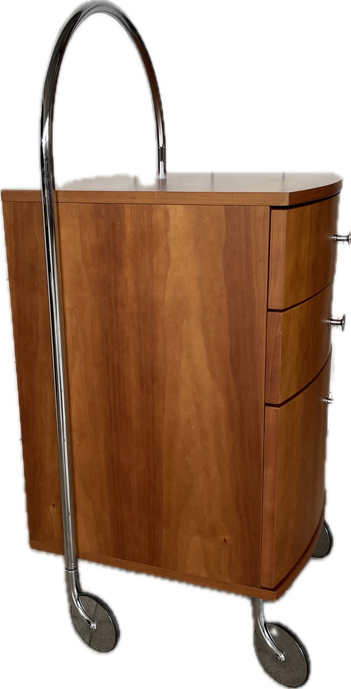 Armoire mobile élégante - design unique