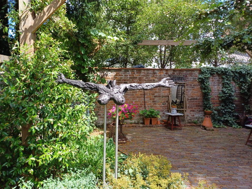  sculpture extérieure en bronze Jezina