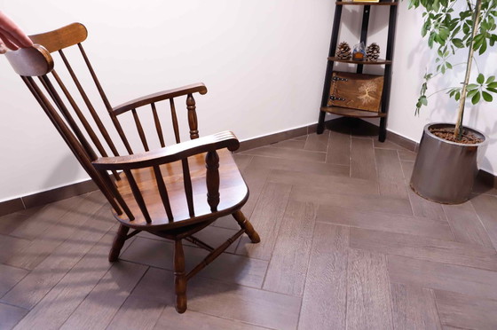 Image 1 of Juego de dos sillones de madera con mecanismo de retorno automático