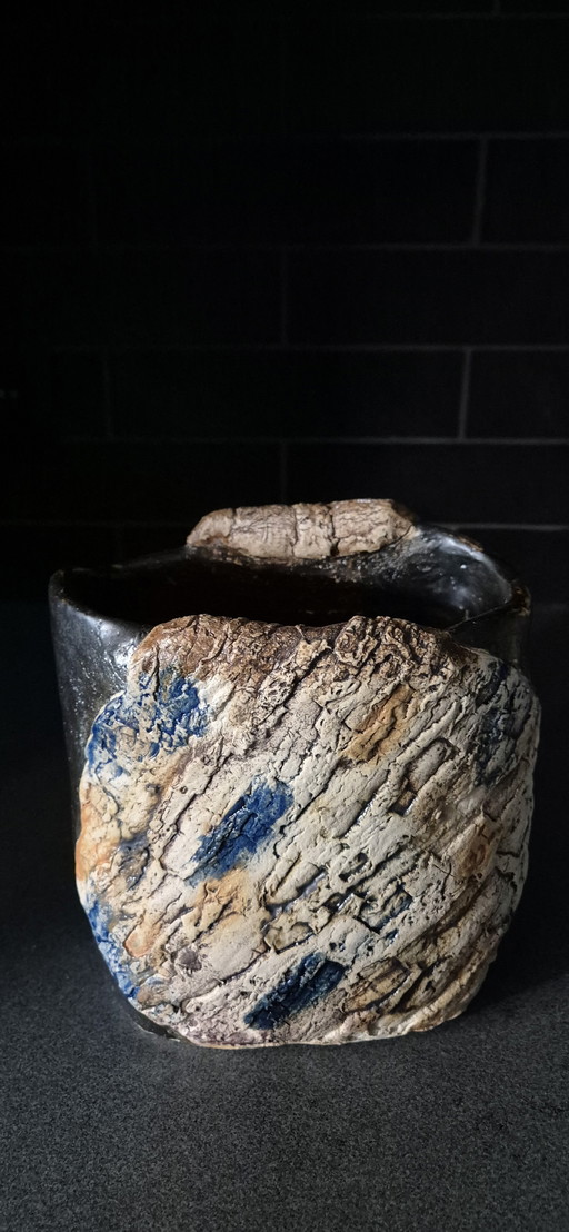 vase multicolore en céramique fait à la main