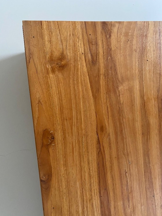 Image 1 of Robust coffee table made of solid hardwood
