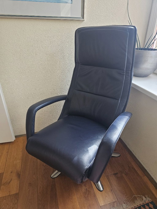 Sillón reclinable de cuero Twist (El futuro)