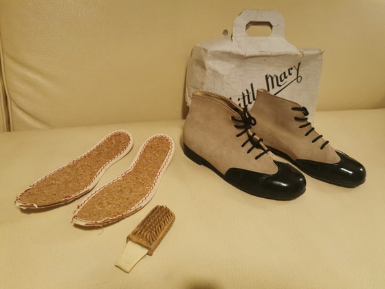 Image 1 of Vintage little Mary shoes