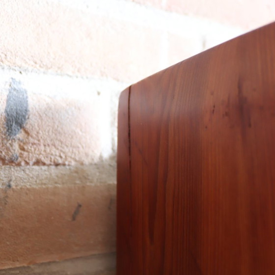Image 1 of Vintage kast hoog boeken massief hout