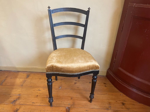 Frivola sedia francese antica